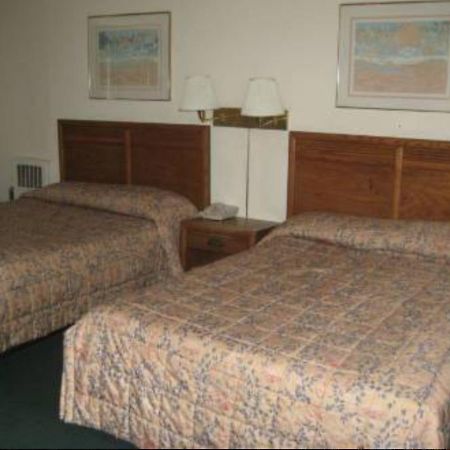 ورينثام Arbor Inn Motor Lodge المظهر الخارجي الصورة